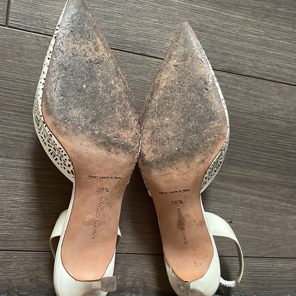 Manolo Blahnik white Slingback Pumps - Picture 8 of 10
